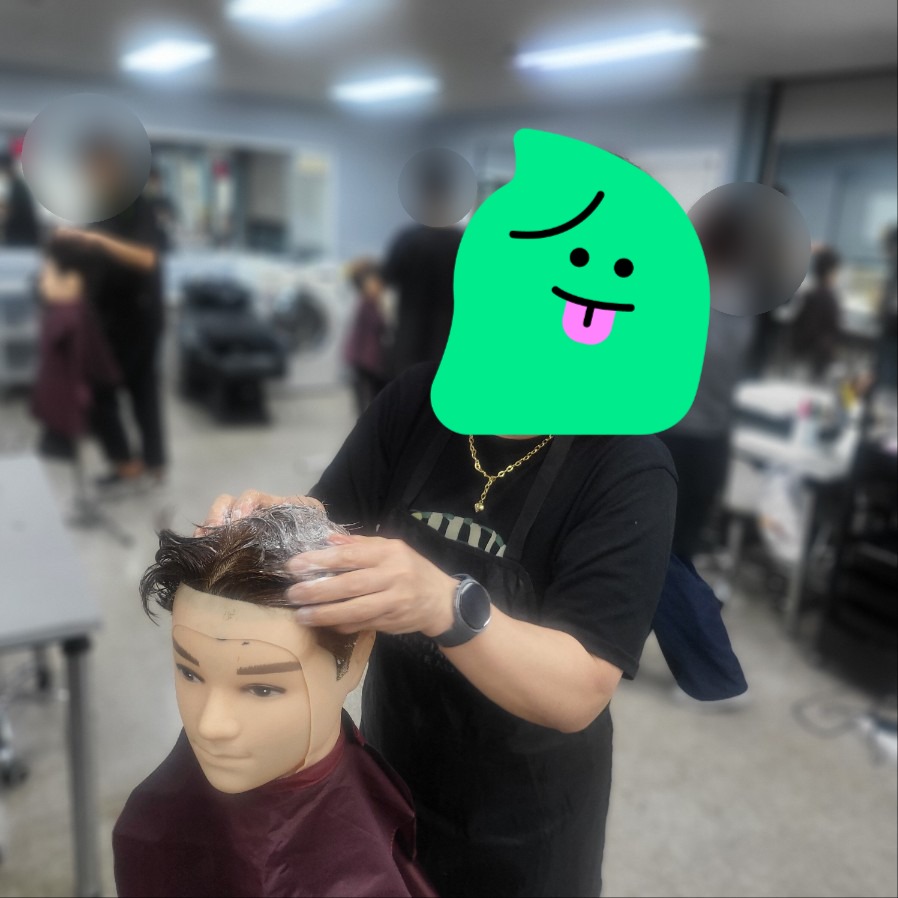 2ed1a6c54e437db9e7120a69de45b85c_1789610058_7584.jpg
