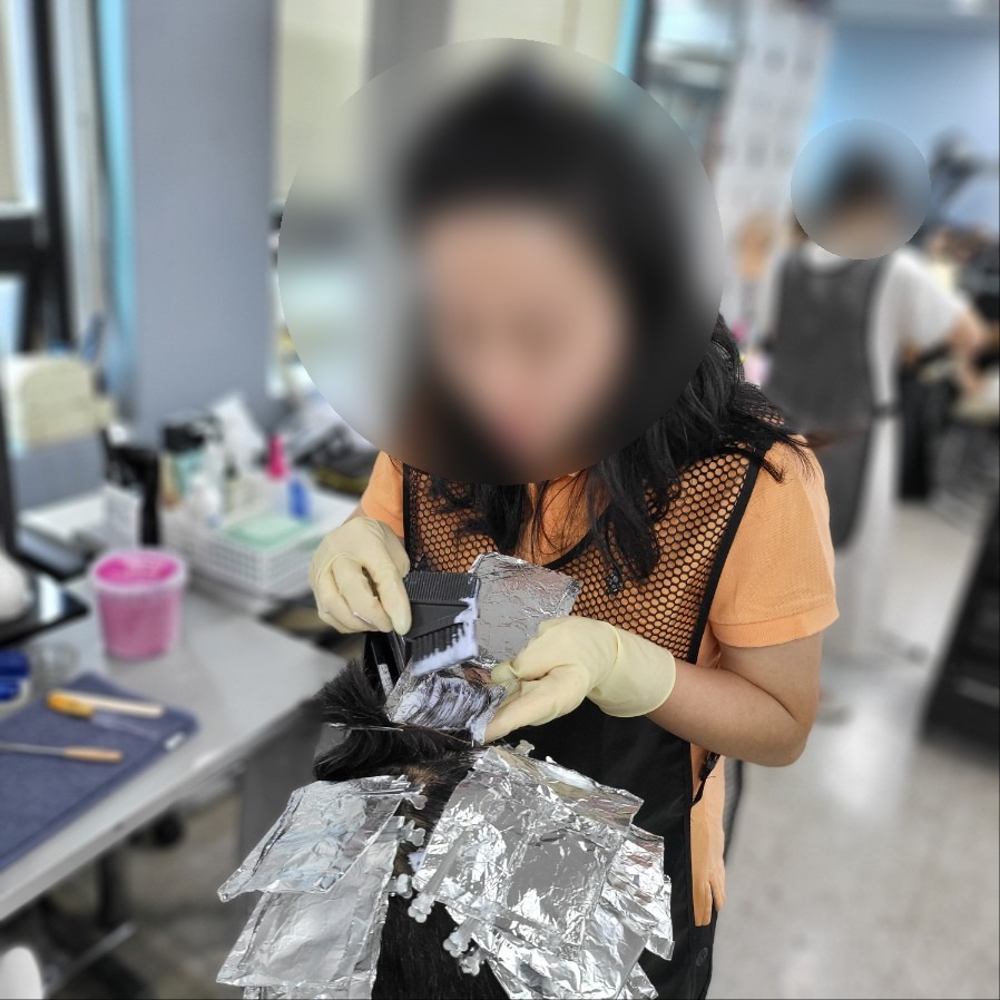 c730cc1fa402f0d616b8d1a0513df056_1790724824_06.jpg